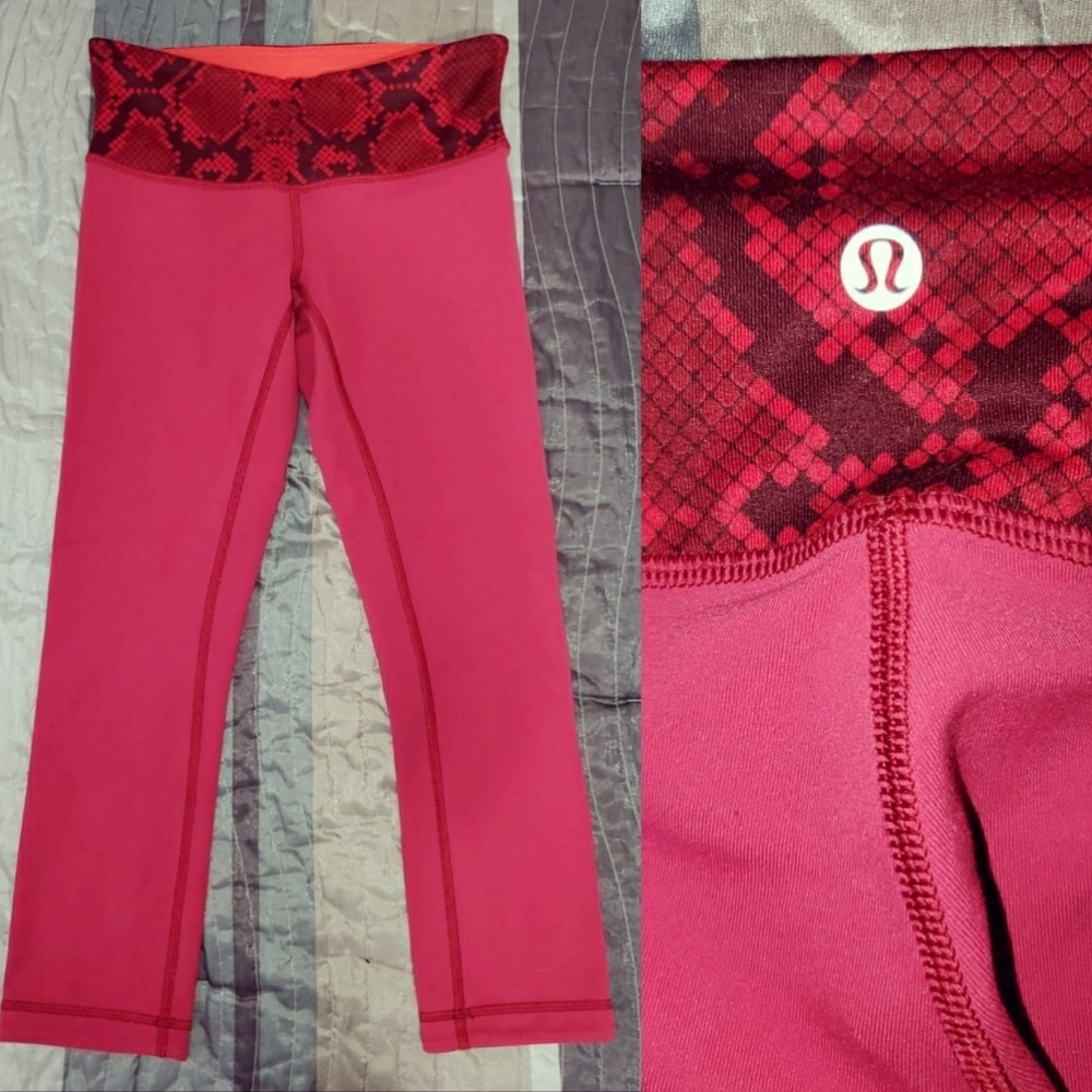 Red printed Lululemon crop leggings women's size 4